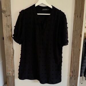 Merokeety Textured Black Short Sleeve Pullover Blouse